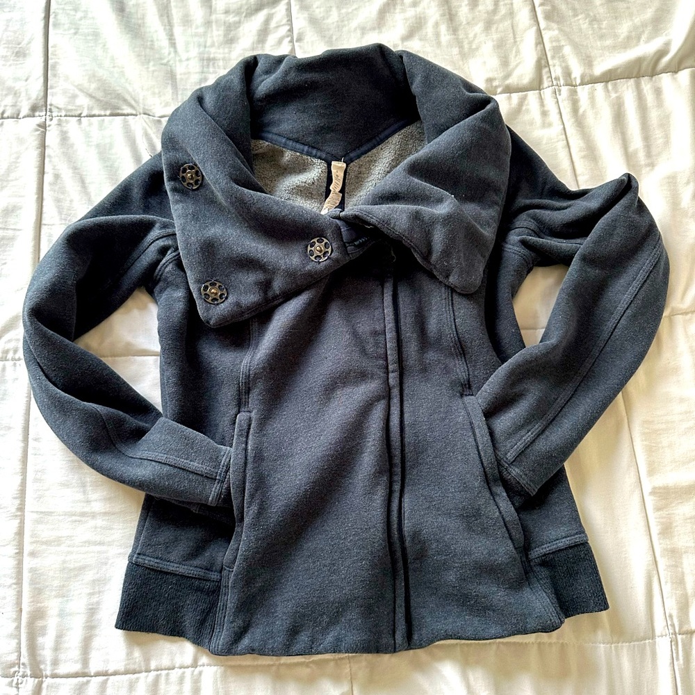 Lululemon zip up